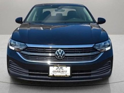 Used 2024 Volkswagen Jetta S FWD image 2