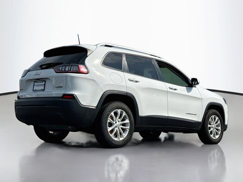 Used 2020 Jeep Cherokee Latitude w/ Cold Weather Group AWD/4WD image 7