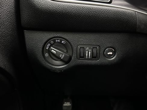 Used 2018 Dodge Challenger SXT w/ Blacktop Package RWD image 22
