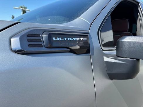 Used 2025 GMC Sierra 2500 Denali Ultimate AWD/4WD image 5