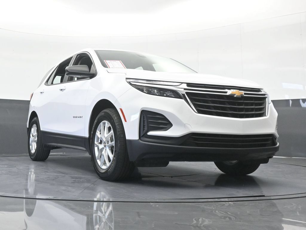 Used 2024 Chevrolet Equinox LS w/ Driver Confidence II Package FWD image 57