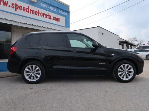 Used 2017 BMW X3 sDrive28i image 4