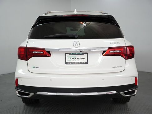 Used 2017 Acura MDX SH-AWD w/ Advance Package image 8