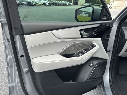 Used 2024 Acura MDX FWD w/ Technology Package image 14