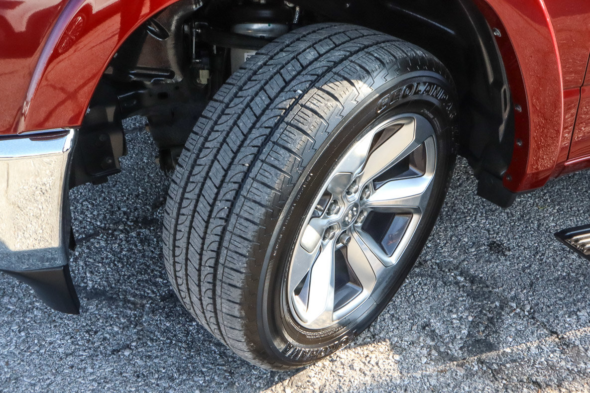 Used 2021 RAM 1500 Limited AWD/4WD image 16