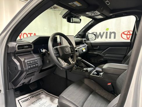 Used 2026 Toyota 4Runner TRD Off-Road Premium AWD/4WD image 23