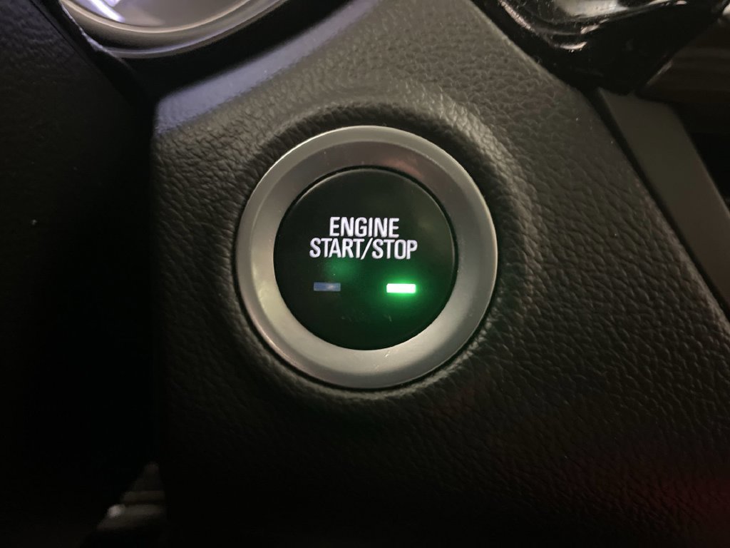 Used 2019 Buick Envision Essence AWD/4WD image 10