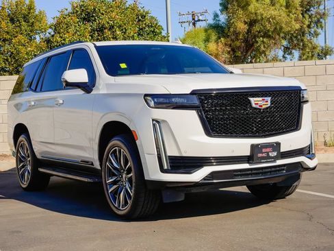 Used 2021 Cadillac Escalade Sport Platinum AWD/4WD image 5