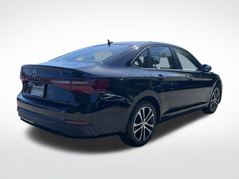 Used 2025 Volkswagen Jetta Sport FWD image 6