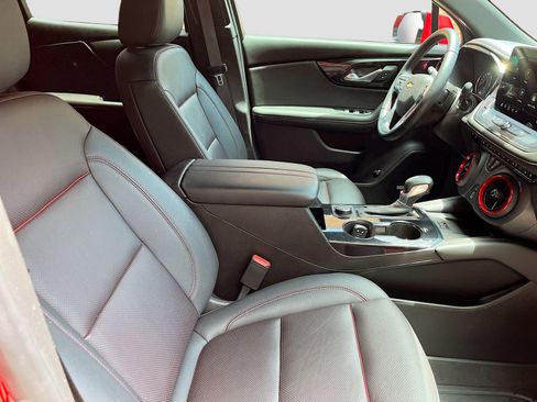 Used 2024 Chevrolet Blazer RS w/ Enhanced Convenience Package image 28