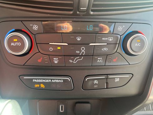 Used 2018 Ford Escape SEL image 25