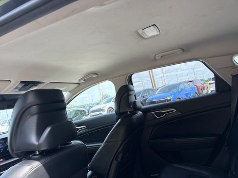 Used 2023 Kia Sportage EX FWD image 20