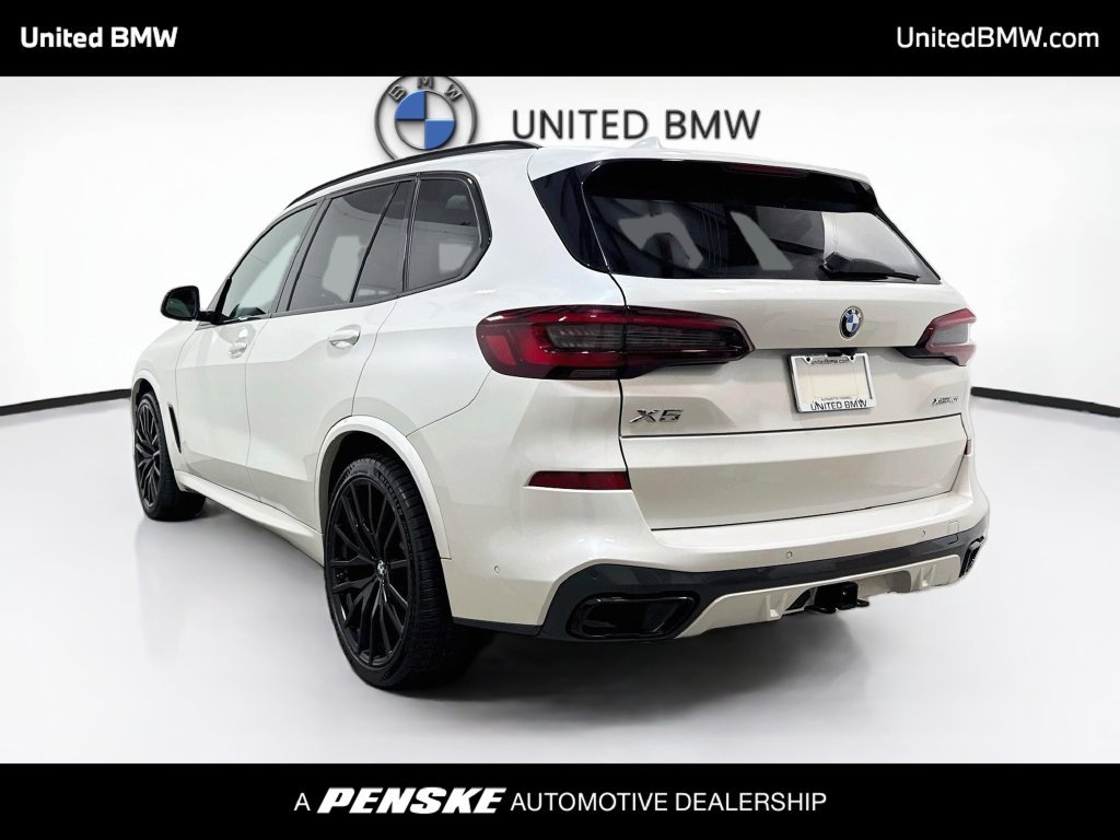 Used 2022 BMW X5 xDrive40i w/ M Sport Package AWD/4WD image 8