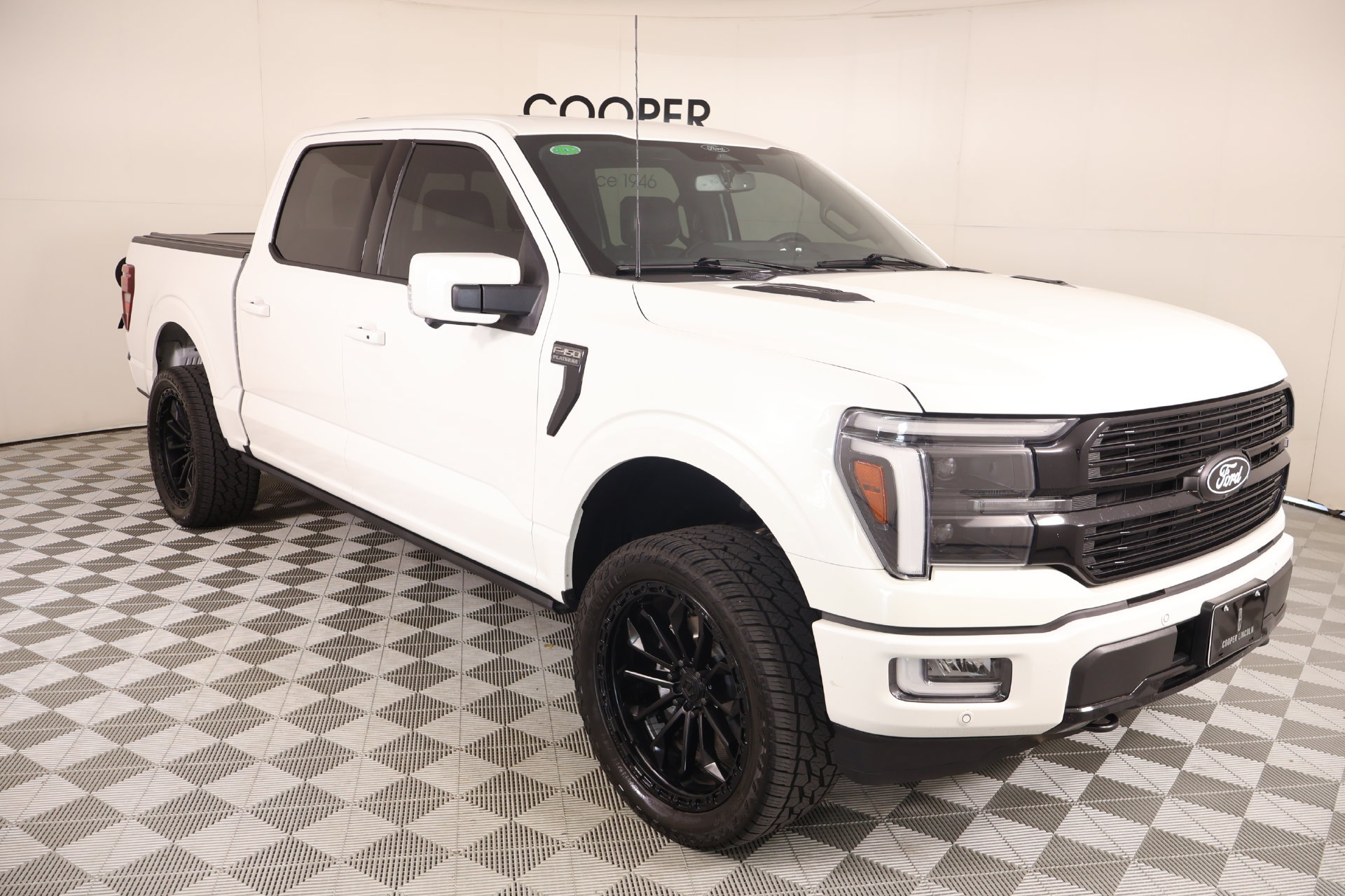 Used 2025 Ford F150 Platinum w/ Equipment Group 702A High AWD/4WD image 1