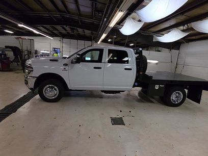 New 2026 RAM 3500 4x4 Crew Cab DRW