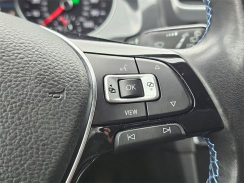 Used 2019 Volkswagen e-Golf SE w/ Driver Assistance Package image 21