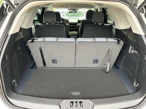 New 2026 Ford Explorer Active RWD image 23