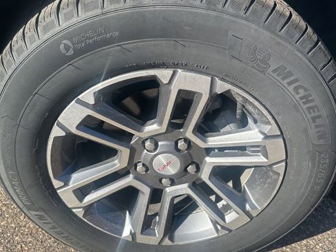 Used 2025 GMC Terrain Elevation AWD/4WD image 5