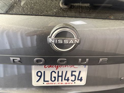 Used 2024 Nissan Rogue SV FWD image 12