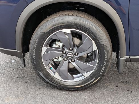 New 2026 Nissan Rogue SV image 10