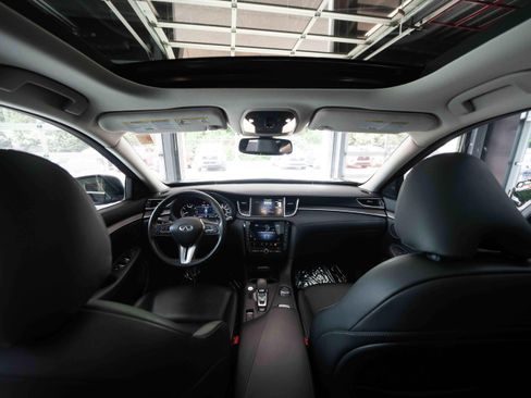 Used 2022 INFINITI QX50 Luxe w/ Cargo Package AWD/4WD image 19