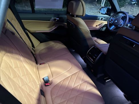 New 2026 BMW X5 xDrive40i w/ M Sport Package image 32