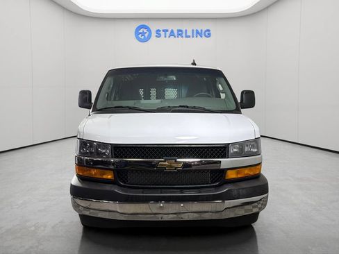 Used 2025 Chevrolet Express 2500 w/ Driver Convenience Package RWD image 16