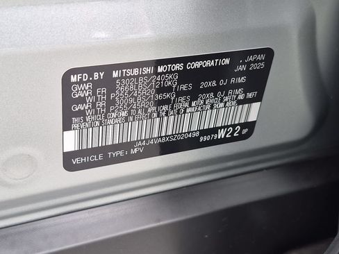 Used 2025 Mitsubishi Outlander SE AWD/4WD image 36