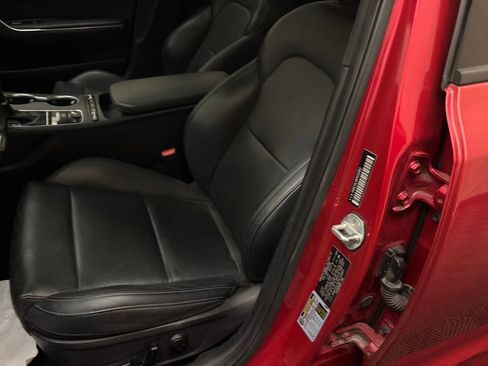 Used 2023 Kia Stinger GT-Line w/ Sun & Sound Package AWD/4WD image 10