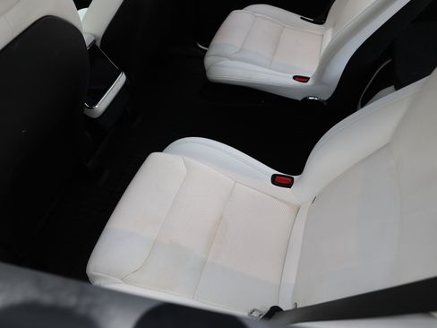 Used 2022 Tesla Model X AWD/4WD image 14