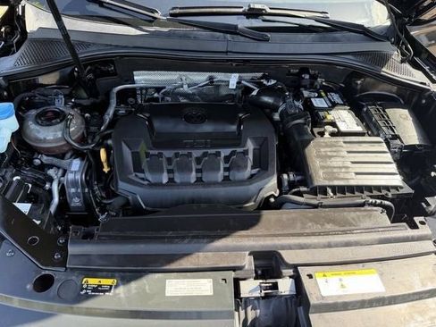 Used 2022 Volkswagen Tiguan SE R-Line FWD image 28