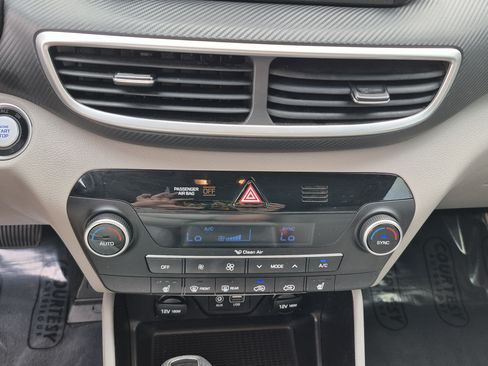 Certified 2021 Hyundai Tucson SEL w/ Cargo Package FWD image 24