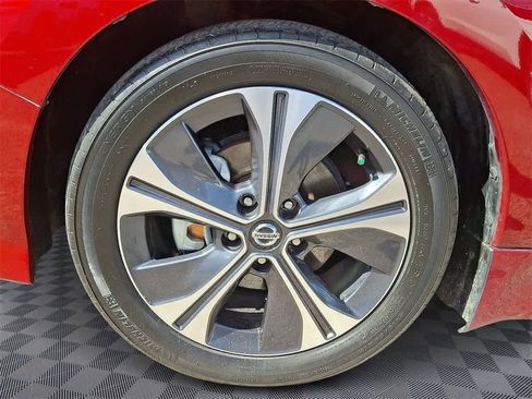 Used 2022 Nissan Leaf SV image 8