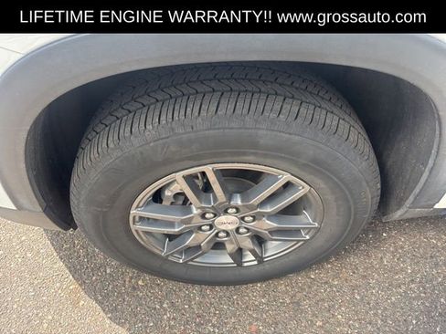 Used 2025 GMC Acadia Elevation AWD/4WD image 27