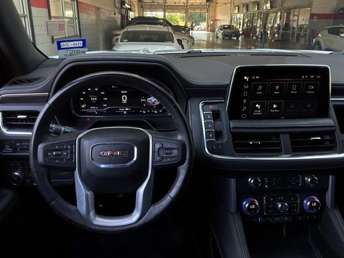 Used 2022 GMC Yukon SLT AWD/4WD image 14