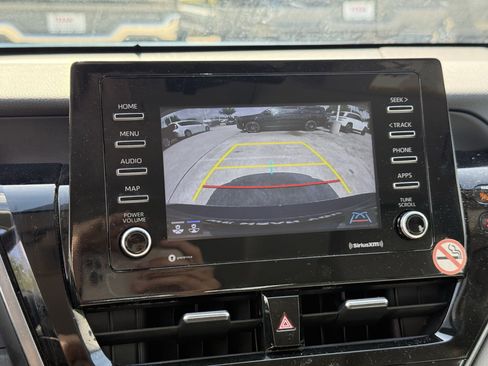 Used 2024 Toyota Camry SE FWD image 22