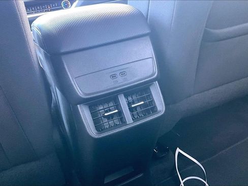 Used 2025 Chevrolet Equinox LT image 10