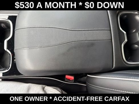 Used 2025 Buick Enclave Preferred AWD/4WD image 26
