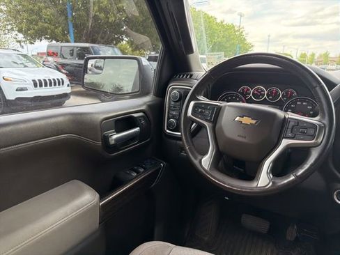 Used 2019 Chevrolet Silverado 1500 LT w/ Texas Edition AWD/4WD image 20