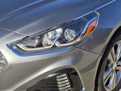 Used 2018 Hyundai Sonata Sport w/ Cargo Package FWD image 5