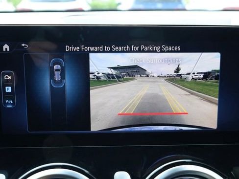 New 2026 Mercedes-Benz GLB 250 4MATIC image 35