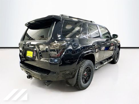 Used 2023 Toyota 4Runner SR5 Premium w/ Moonroof Package image 5