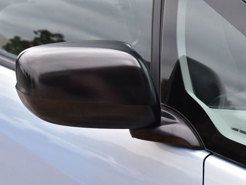 Used 2010 Honda Fit image 34