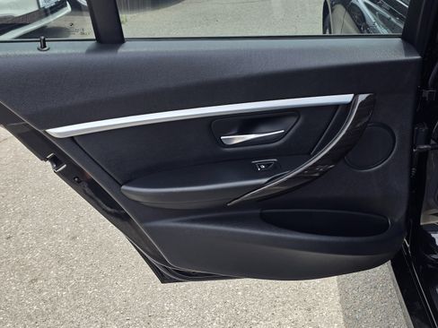 Used 2016 BMW 328i Sedan RWD image 21