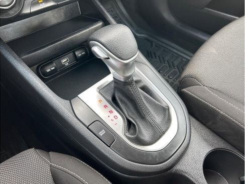 Used 2023 Kia Forte LXS FWD image 18