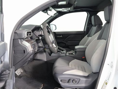 Used 2024 Toyota Tacoma TRD Sport image 8