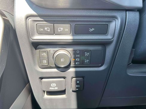 Used 2022 Ford F150 Lariat w/ Equipment Group 502A High image 21