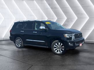 Used 2019 Toyota Sequoia Limited w/ Safety & Convenience Package AWD/4WD video 1