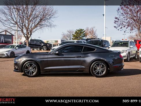 Used 2017 Ford Mustang GT Premium w/ Equipment Group 401A image 4