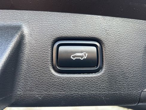 Certified 2022 Kia Telluride EX w/ EX Premium Package image 15